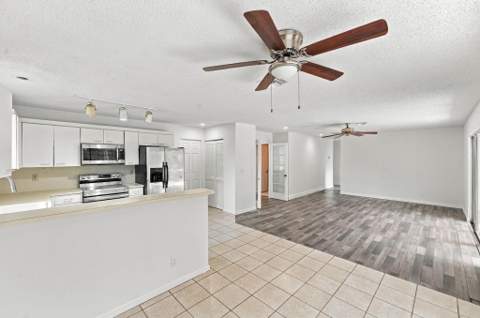1015 Lake Breeze Drive, Wellington FL - photo 21 of 57