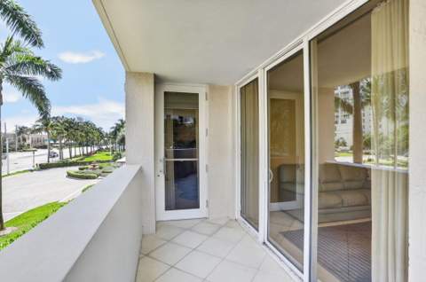 2011 N Ocean Boulevard #205, Fort Lauderdale FL - photo 20 of 34