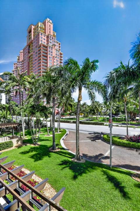 2011 N Ocean Boulevard #205, Fort Lauderdale FL - photo 23 of 34