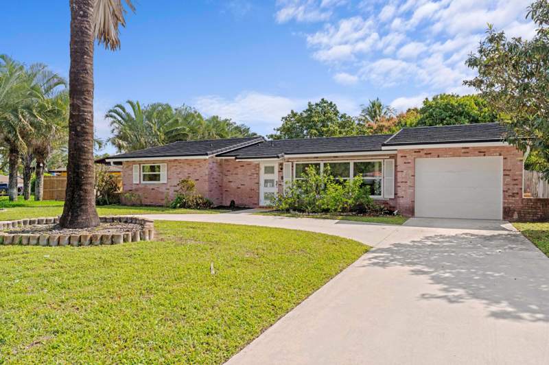 2 bedroom Single Family Residence at 324 Sandpiper Avenue, Willows The Second Add, Royal Palm Beach — photo 5