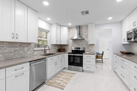 324 Sandpiper Avenue, Royal Palm Beach FL - photo 8 of 32