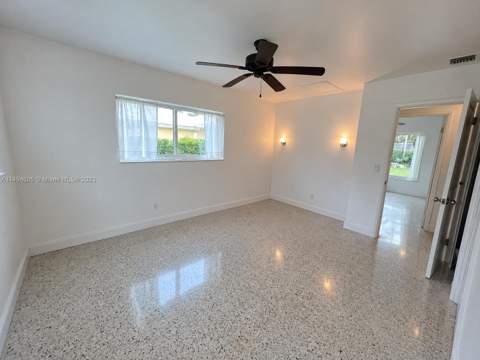 330 Cascade Lane, Palm Beach Shores FL - photo 10 of 14