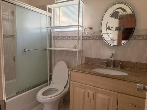 900 Tallwood Avenue #107, Hollywood FL - photo 8 of 11