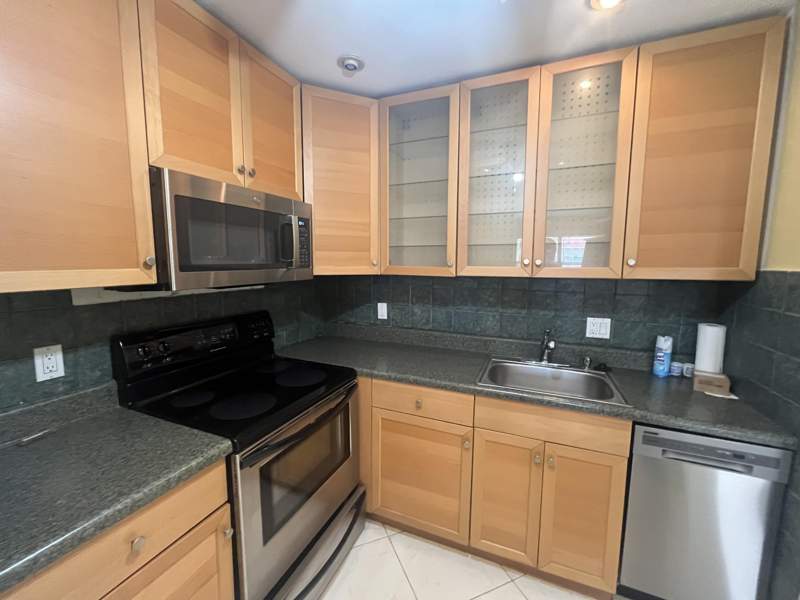 1 bedroom Condominium at 278 Seville L, Kings Point, Delray Beach — photo 3