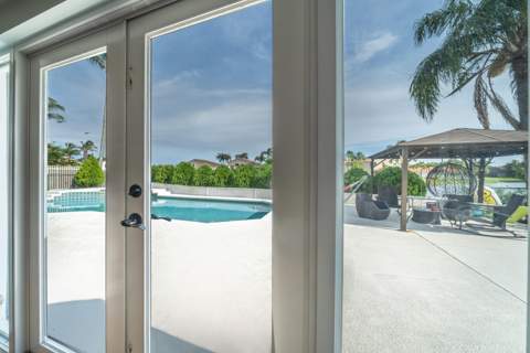 18438 NW 11th Street, Pembroke Pines FL - photo 18 of 47