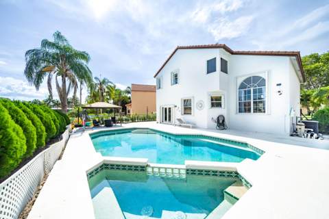 18438 NW 11th Street, Pembroke Pines FL - photo 23 of 47