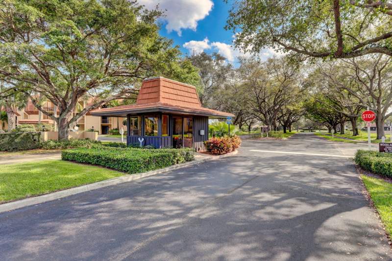 2 bedroom Condominium at 5344 Woodland Lakes Drive #225, Woodland Lakes, Palm Beach Gardens — photo 3