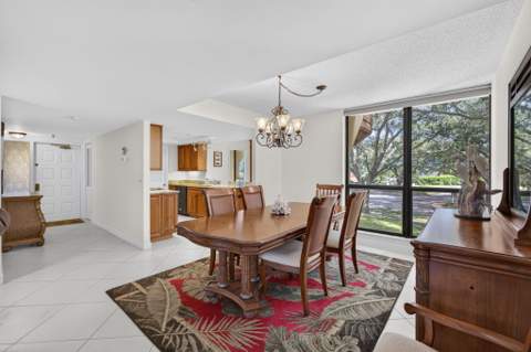 5344 Woodland Lakes Drive #225, Palm Beach Gardens FL - photo 9 of 62