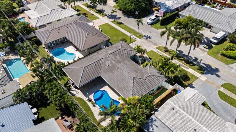 4 bedroom Single Family Residence at 5830 NE 21st Avenue, Imperial Point 3rd Sec, Fort Lauderdale — photo 3