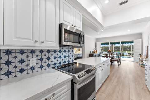 2067 Valencia Drive, Delray Beach FL - photo 6 of 59