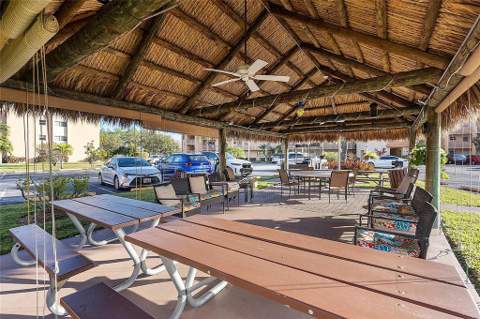 6890 Royal Palm Boulevard #101H, Margate FL - photo 6 of 26