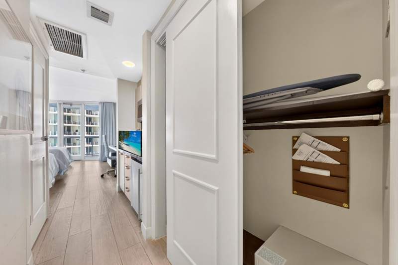 1 bedroom Condominium at 505 N Fort Lauderdale Beach Boulevard #1112, Q Club Resort & Residences Condo, Fort Lauderdale — photo 5