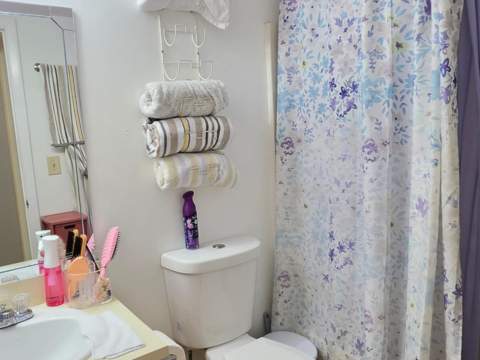 7101 Golf Colony Court #104, Lake Worth FL - photo 8 of 10