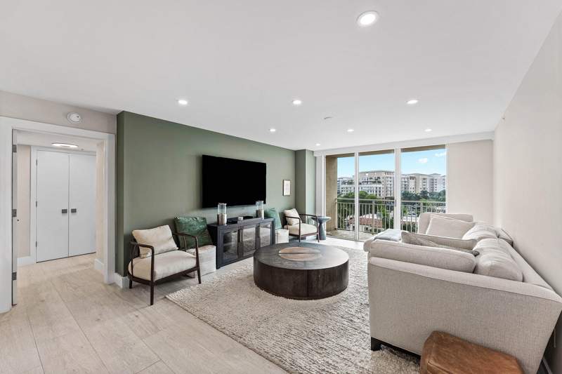 2 bedroom Condominium at 99 SE Mizner Boulevard #627, Palmetto Place Condo, Boca Raton — photo 4
