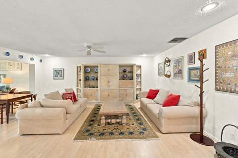 1101 Saint Andrews Road #4, Hollywood FL - photo 9 of 42