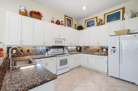 6665 Via Bellini, Lake Worth FL - photo 16 of 63