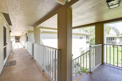 33 Lake Vista Trail #206, Port St. Lucie FL - photo 8 of 38
