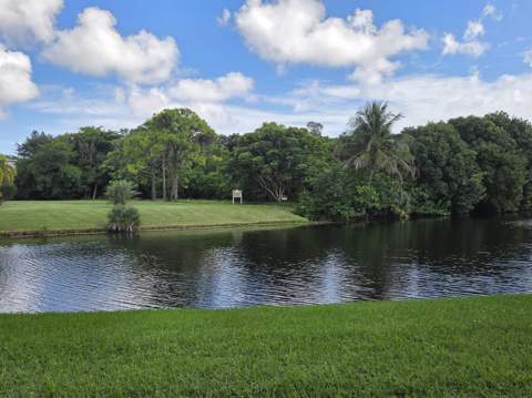 1004 Newport G #1004, Deerfield Beach FL - photo 21 of 33