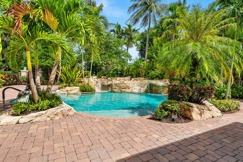 4 bedroom Single Family Residence at 7730 Woodsmuir Drive, Bay Hill Estates, West Palm Beach — photo 3