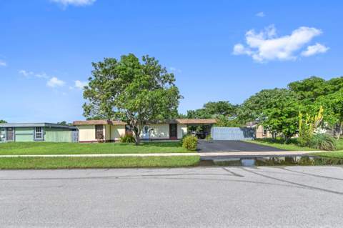 7903 NW 69th Avenue, Tamarac FL - photo 24 of 27