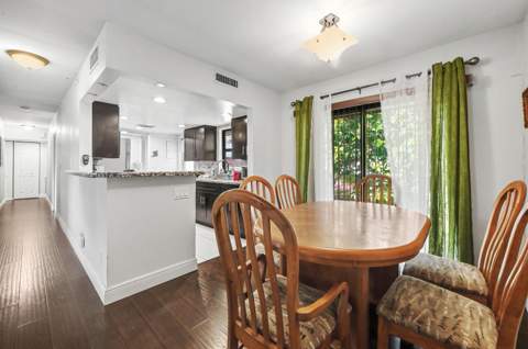 7903 NW 69th Avenue, Tamarac FL - photo 10 of 27