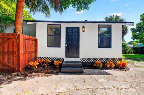 516 48th Street, West Palm Beach FL - photo 13 of 46