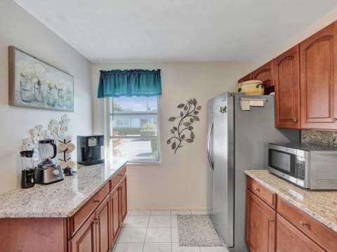 2886 Fernley Drive #48, West Palm Beach FL - photo 12 of 50