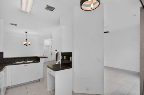 4040 NW 90th Way, Sunrise FL - photo 10 of 32