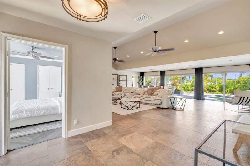 3 bedroom Single Family Residence at 4907 Holly Drive, Woodlands Sec One-Phase One, Tamarac — photo 3