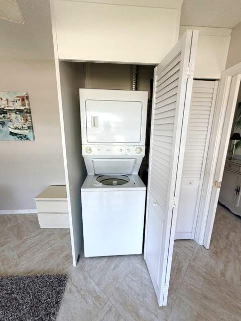 2521 Juniper Drive #11-C, Delray Beach FL - photo 21 of 23