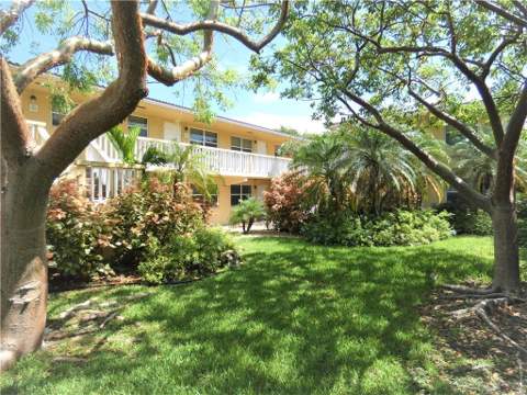 811 NE 14th Place #6, Fort Lauderdale FL - photo 6 of 7