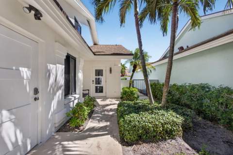 325 Leeward Drive, Jupiter FL - photo 9 of 61