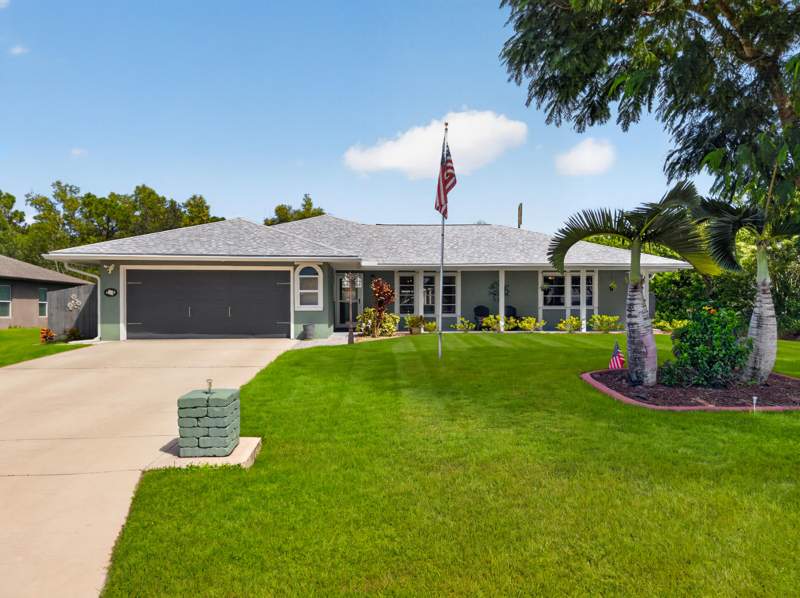 3 bedroom Single Family Residence at 755 SW Tupper Lane, Port St Lucie Section 41, Port St. Lucie — photo 2