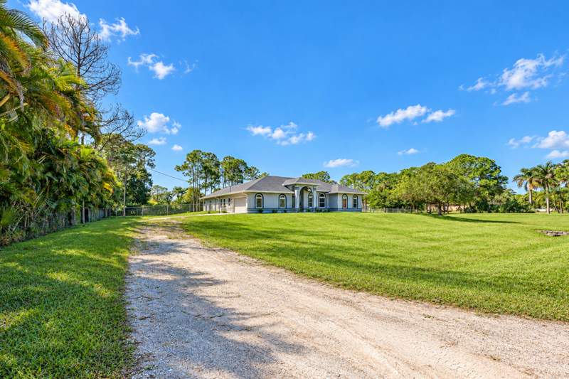 4 bedroom Single Family Residence at 17226 79th Court, The Acreage, The Acreage — photo 3