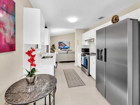 2268 SE Longhorn Avenue, Port St. Lucie FL - photo 8 of 28
