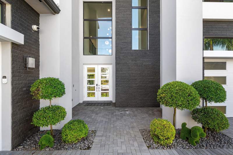 5 bedroom Single Family Residence at 9586 Vescovato Way, Hyder Agr Pud South Plat Five, Boca Raton — photo 3