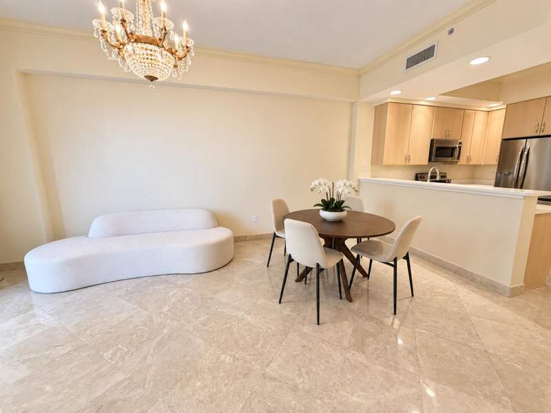 1 bedroom Condominium at 801 S Olive Avenue #1027, One City Plaza Condo, West Palm Beach — photo 5