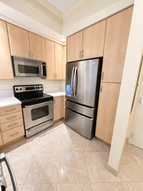 801 S Olive Avenue #1027, West Palm Beach FL - photo 7 of 25