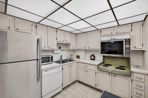 2000 S Ocean Boulevard #3B, Lauderdale-By-The-Sea FL - photo 17 of 54