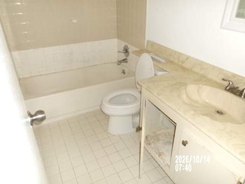 7770 Tahiti Lane, Greenacres FL - photo 9 of 15