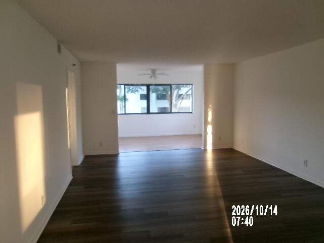 2 bedroom Condominium at 7770 Tahiti Lane, Sunrise Of Palm Beach Condo 1,2,3,4, 14 And 17, Greenacres — photo 3