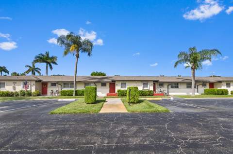 2868 Ashley Drive #C, West Palm Beach FL - photo 13 of 25