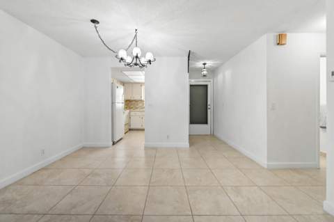 2868 Ashley Drive #C, West Palm Beach FL - photo 16 of 25