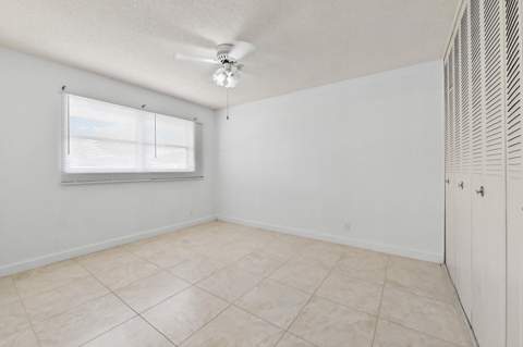 2868 Ashley Drive #C, West Palm Beach FL - photo 9 of 25