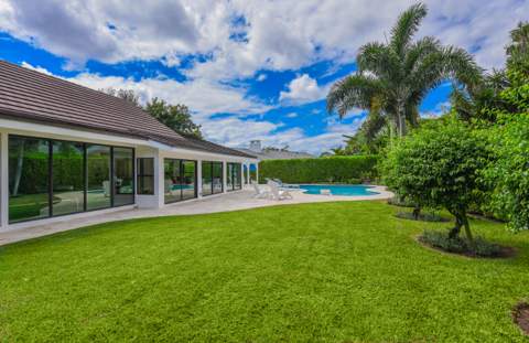 4561 Oak Tree Court, Delray Beach FL - photo 24 of 56