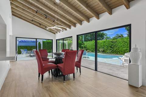 4561 Oak Tree Court, Delray Beach FL - photo 10 of 56