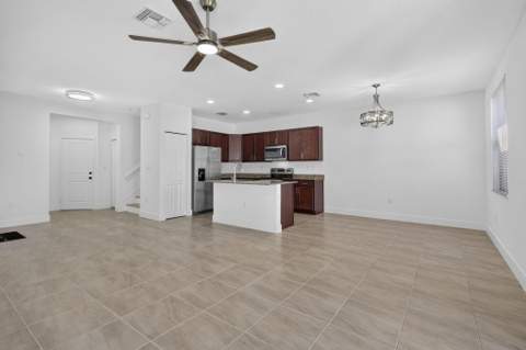 4009 Sequoia Place, Riviera Beach FL - photo 10 of 25