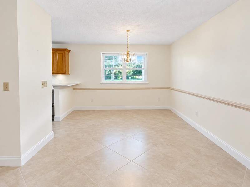 2 bedroom Condominium at 8 Lake Vista Trail #201, Vista St Lucie, Port St. Lucie — photo 4
