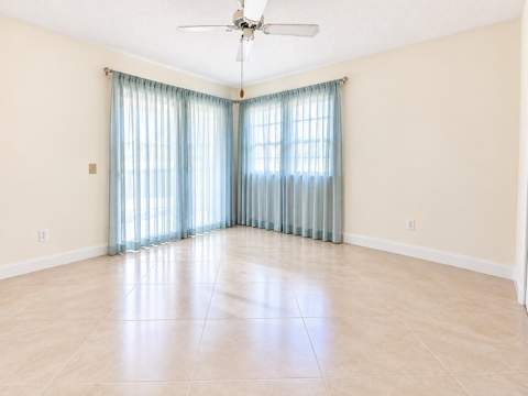 8 Lake Vista Trail #201, Port St. Lucie FL - photo 6 of 22