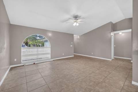 254 SW Starfish Avenue, Port St. Lucie FL - photo 6 of 30